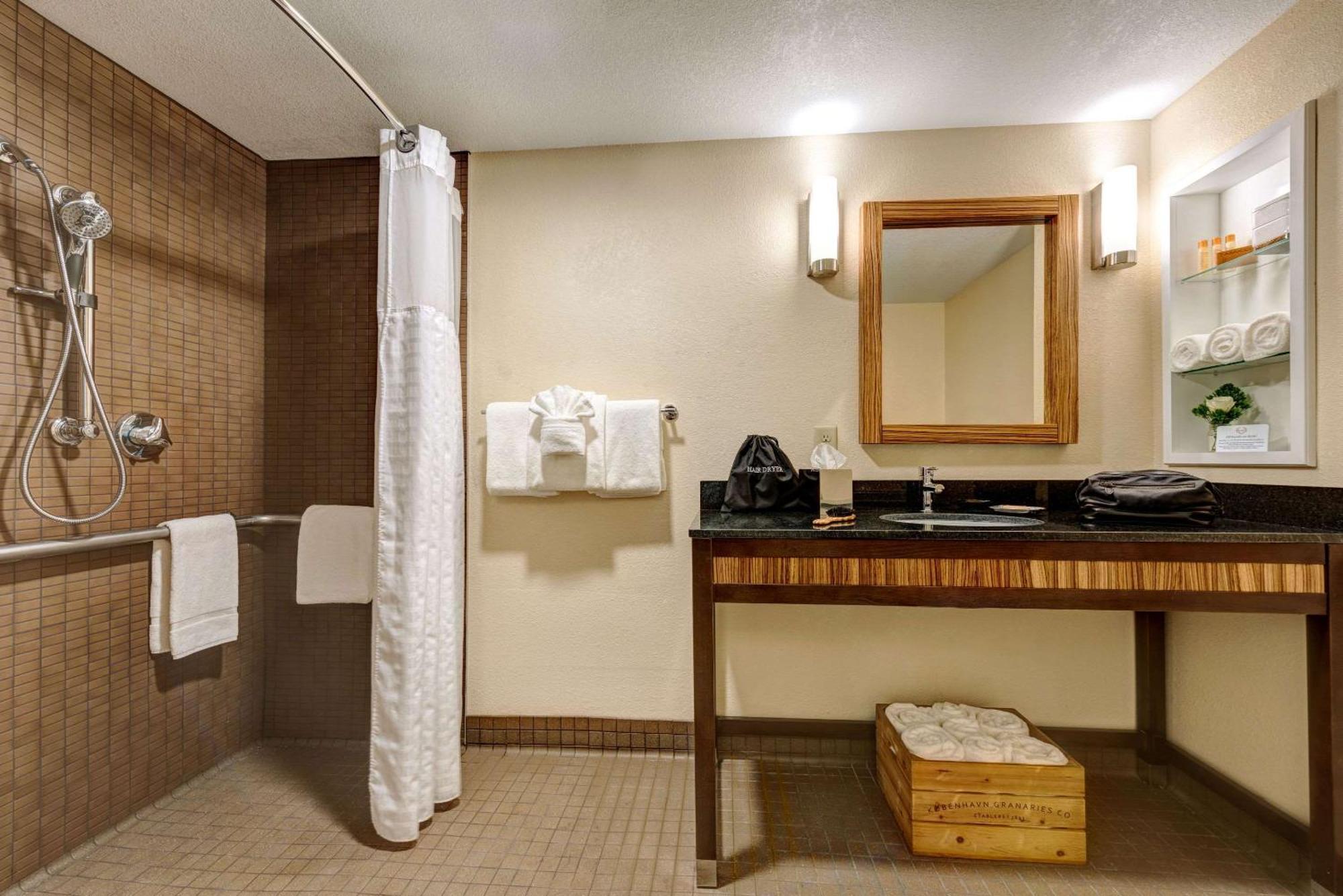 Garrison Hotel & Suites Dover-Portsmouth, Ascend Hotel Collection Buitenkant foto