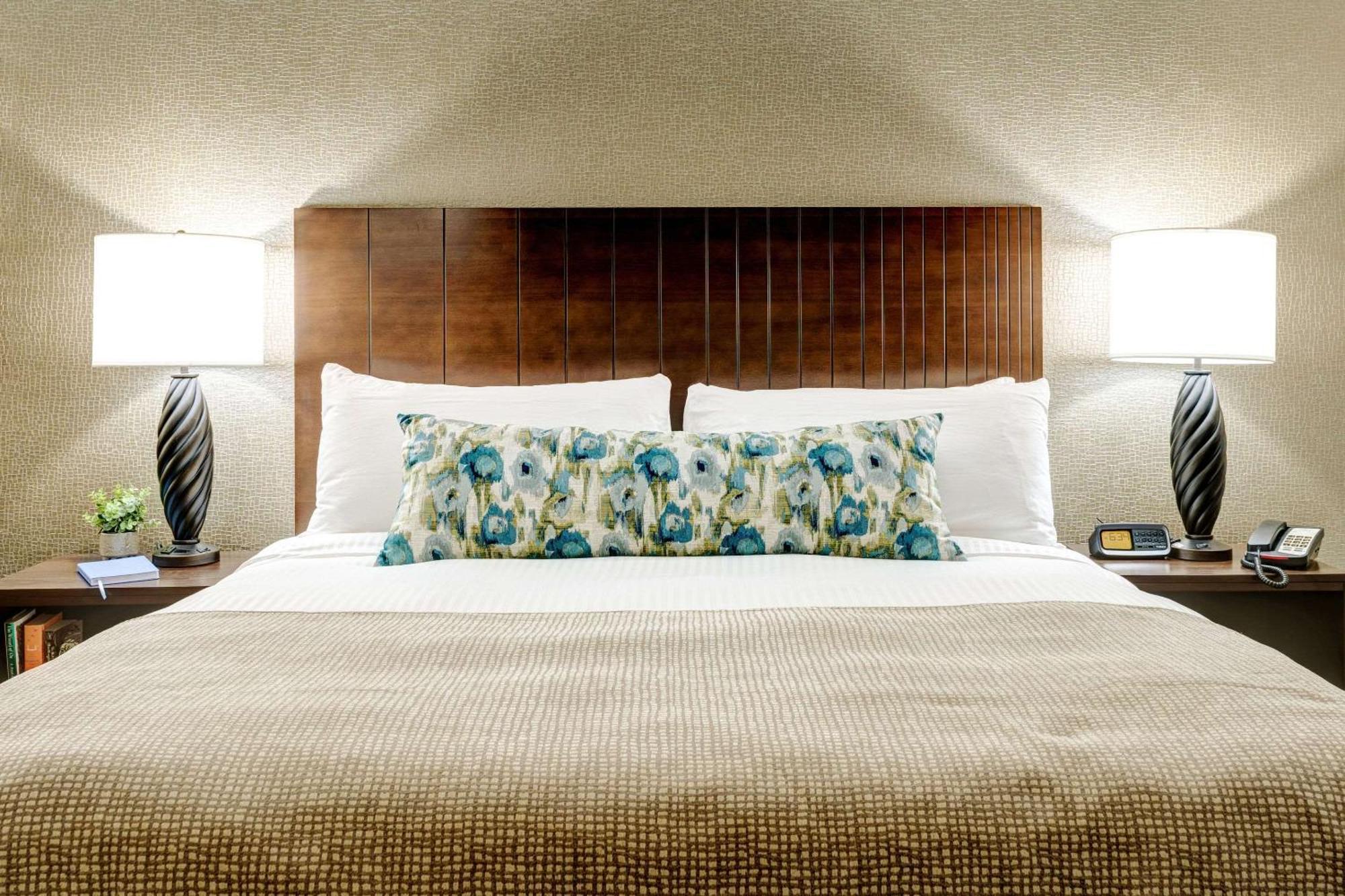 Garrison Hotel & Suites Dover-Portsmouth, Ascend Hotel Collection Buitenkant foto